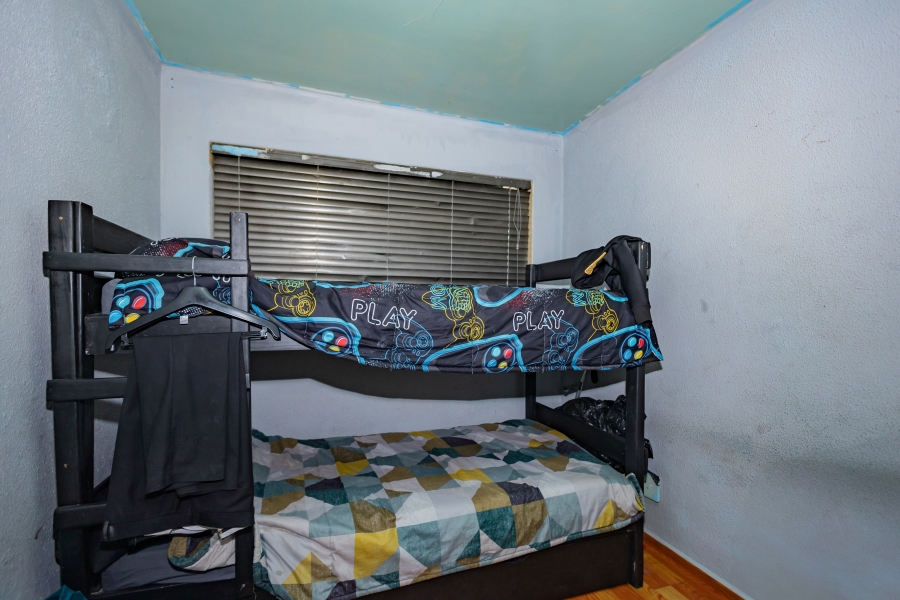 2 Bedroom Property for Sale in Oakdene Western Cape